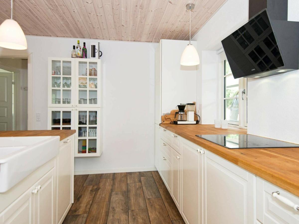 10 Person Holiday Home In Glesborg מראה חיצוני תמונה