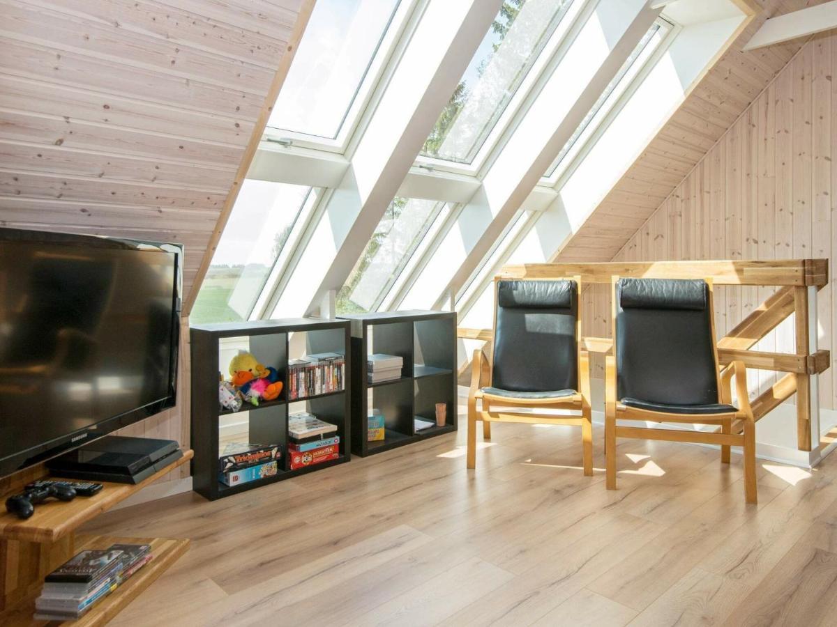 10 Person Holiday Home In Glesborg חדר תמונה