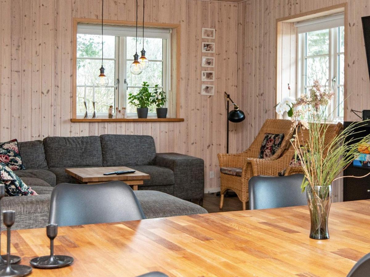 10 Person Holiday Home In Glesborg מראה חיצוני תמונה